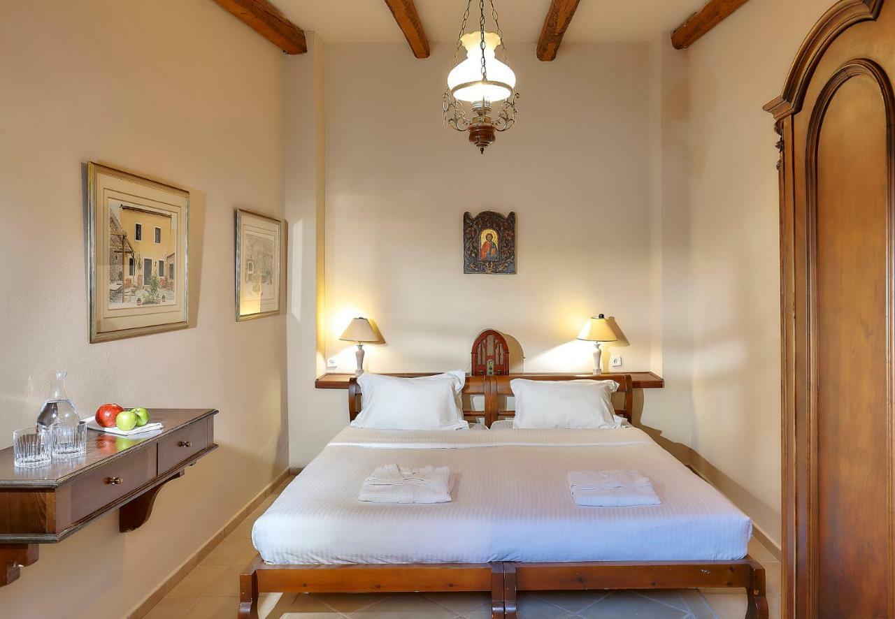 Castello Villa Daphnes - Private Pool & Whirlpool Dhafnes Ngoại thất bức ảnh