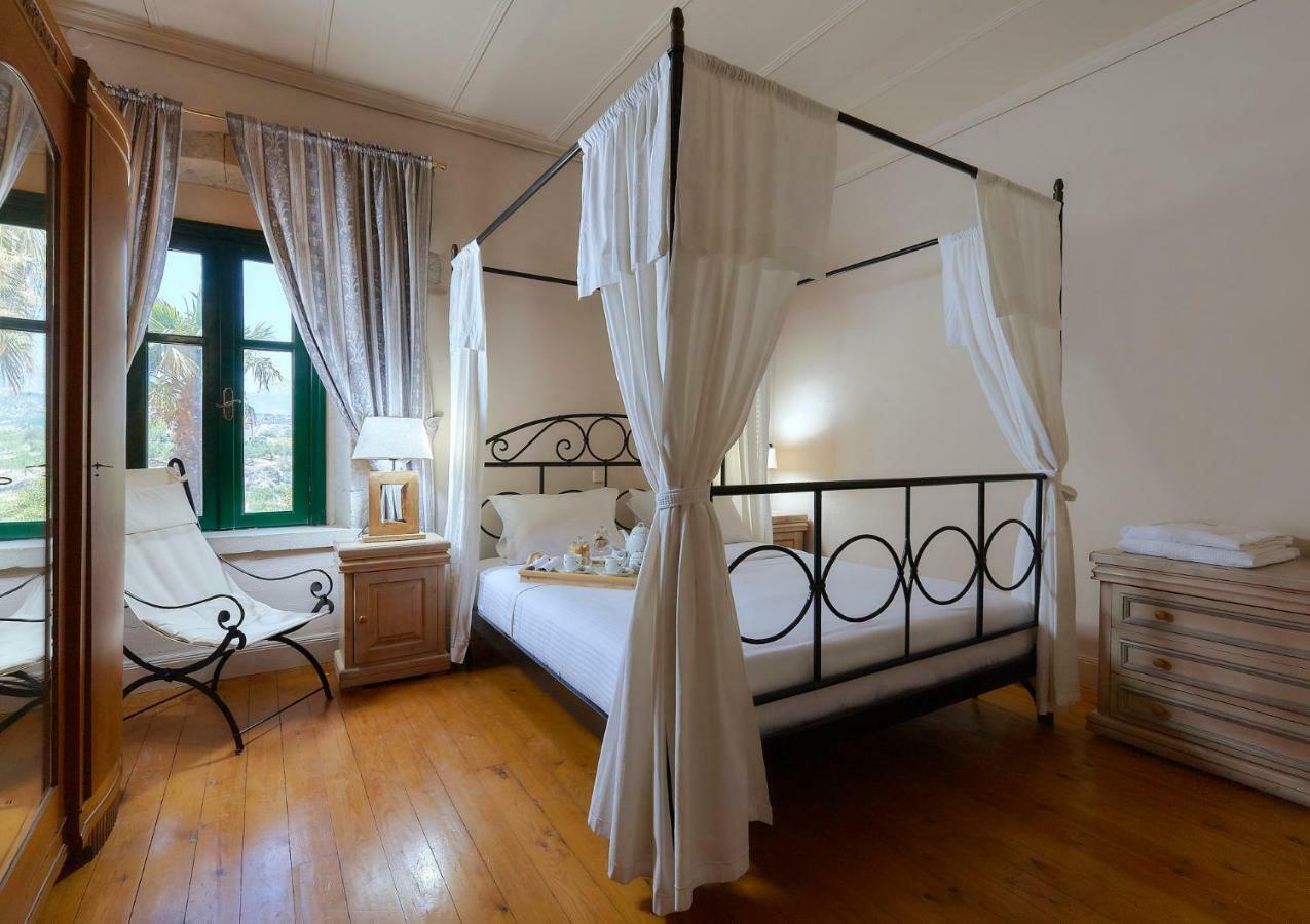 Castello Villa Daphnes - Private Pool & Whirlpool Dhafnes Ngoại thất bức ảnh